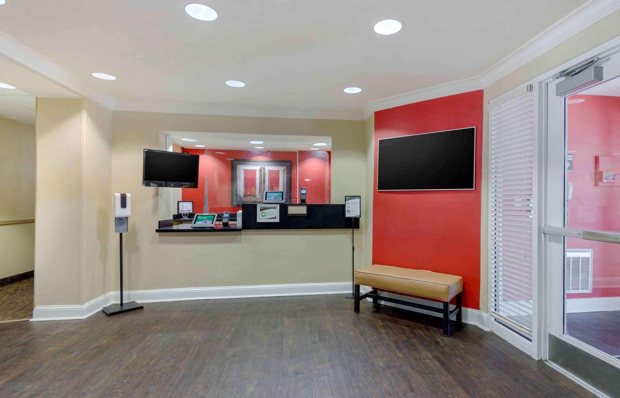 Extended Stay America Suites - Greensboro - Airport Eksteriør billede