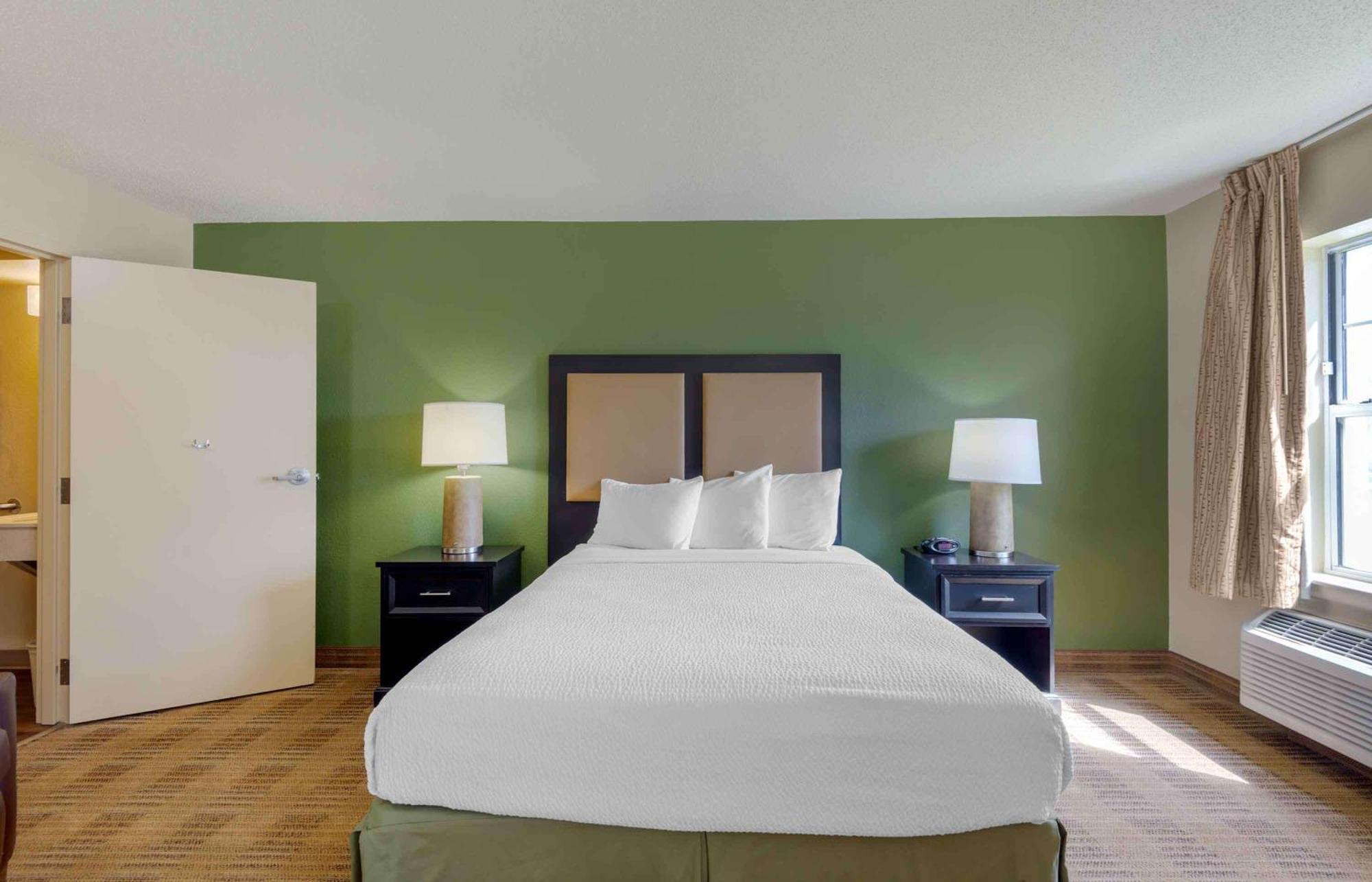 Extended Stay America Suites - Greensboro - Airport Eksteriør billede